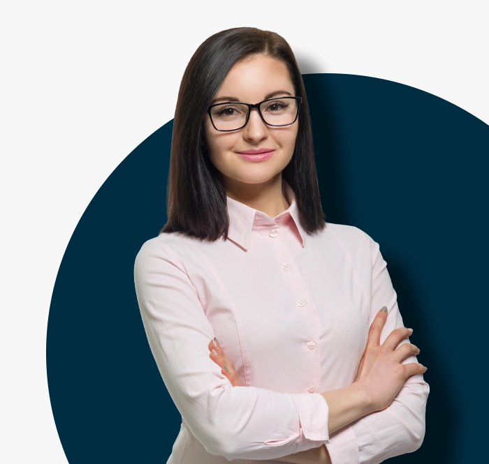 professional lady from the government public sector, who working on assessment software